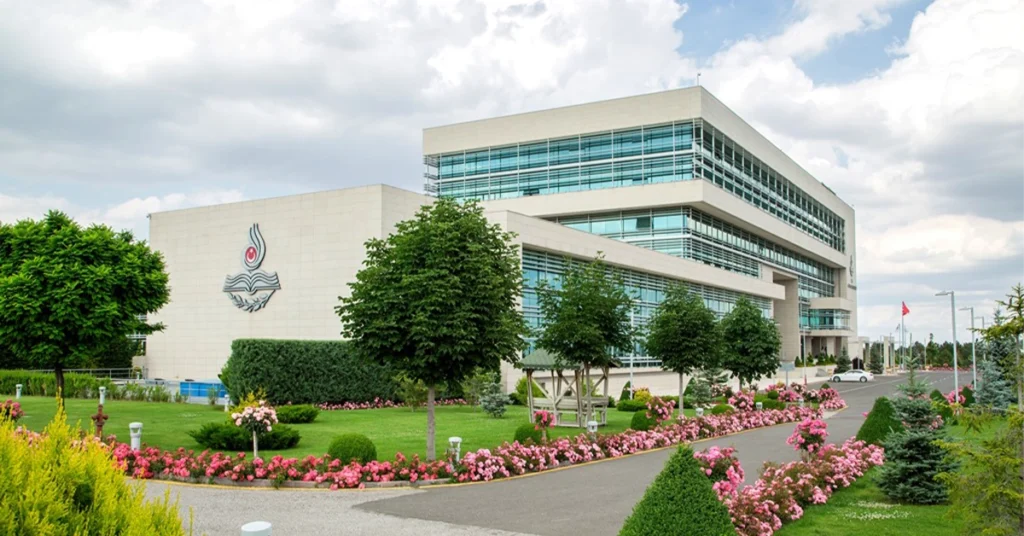 Kamu Hukuku Nedir? Fotoğraf:https://www.anayasa.gov.tr/media/7756/5.jpg